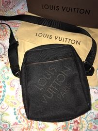 LOUIS VUITTON MESSENGER BAG