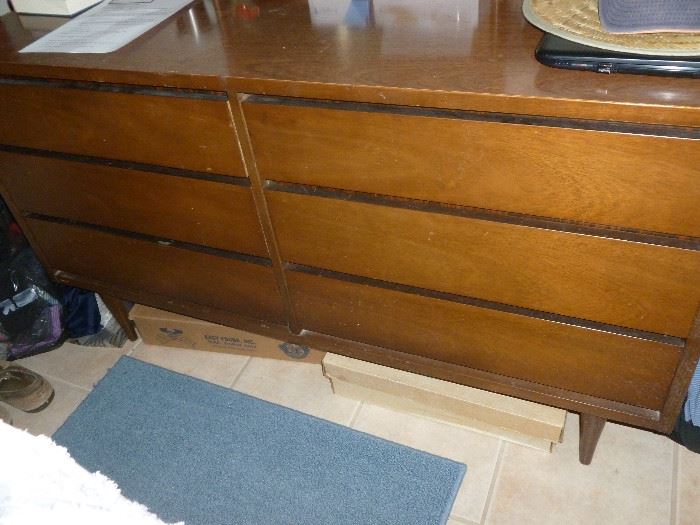 Mid century Dresser
