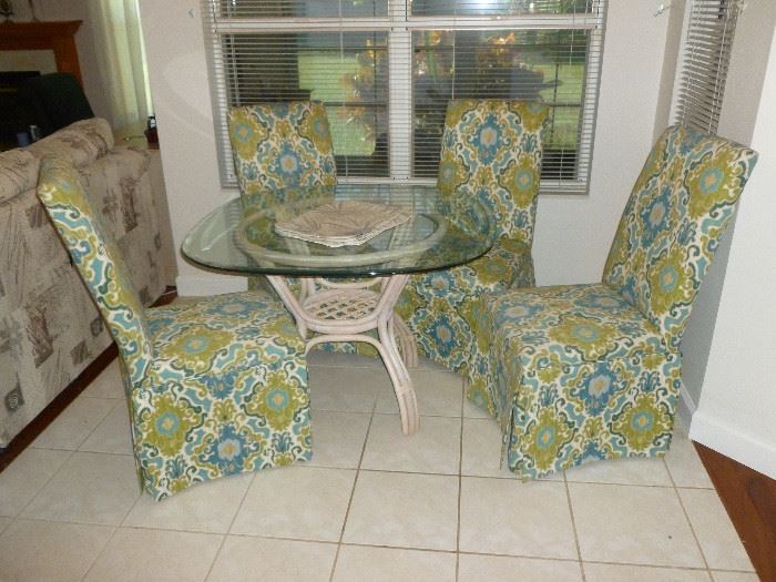Wicker Dinette with Glass Top and 4 parsons chairs