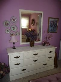  PAINTED DRESSER, WALL MIRROR, DECORATIVE WALL PLATES, FLORALS
