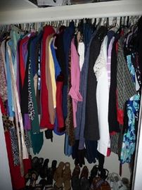 WOMEN'S CLOTHING -SIZE SMALL