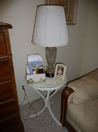 SIDE TABLE, LAMP