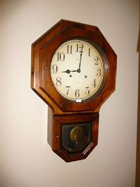 WALL CLOCK 