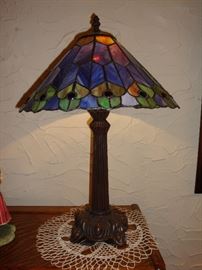 Decorative Stainglass Table Lamp