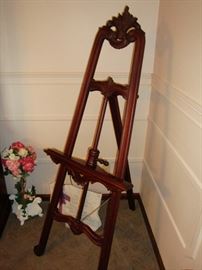 Floor Standing Dark Wood&nbsp;Easel