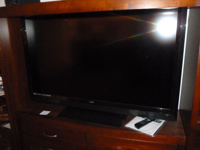 Vizio 55" LCD TV
