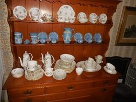 Sample of China, Royal Worcester Wedgewood...