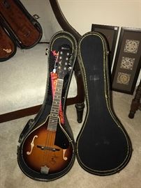 Washburn Mandolin model m-1s/ts - Autographed by Bluegrass musician  Jerry Douglas. 