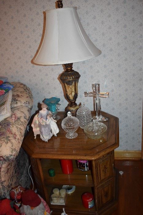 End Table featured with Table Lamp, Glassware items and Porcelains