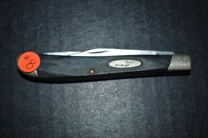 Vintage Buck Knife Model 311 Pocket Knife ( worn blades )