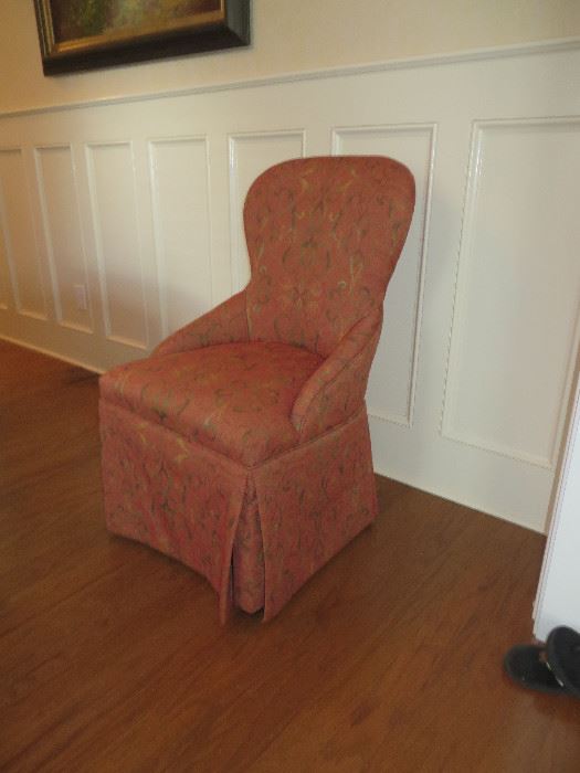 Set of 4 covered chairs