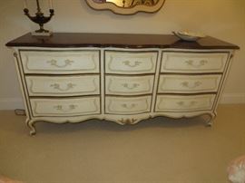 Dresser and mirror, Large dresser