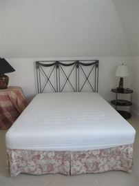 Queen size bed upstairs, Metal