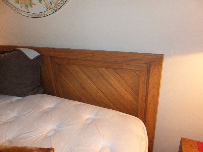 Queen headboard - Thomasville bedroom set