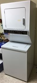 Maytag stacking washer / dryer unit