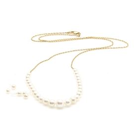 14K Yellow Gold Cultured Pearl Necklace with Add-On Pearls: A 14K yellow gold cultured pearl necklace with add-on pearls. This necklace features a 14K yellow gold fancy link chain featuring twenty-five cultured pearls in graduating sizes. This necklace also features five loose “add-on” cultured pearls.
