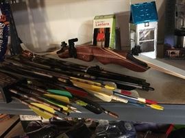 Nice new bow and several groups of arrows
