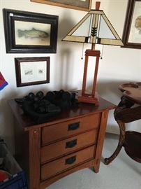 Match your mission style with this cute lamp and end table