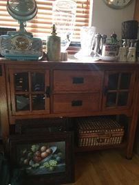 Mission style hutch