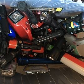 LOTS of flashlights for every occasion