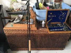 Everything you need to set up your fly tieing station