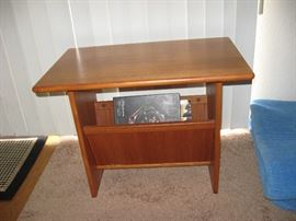 MANY PIECES OF TEAK FURNITURE
