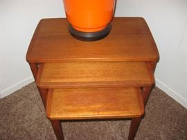 1 OF 2 SETS OF TEAK NESTING TABLES