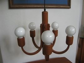 GEORGEOUS 5 BULB HANGING WOOD CHANDELIER