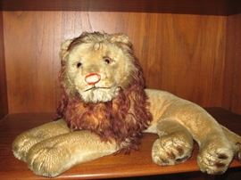 VINTAGE STEIFF (LEO THE LION) 