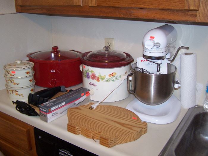 Kitchen Aid heavy duty mix master, crock pots, Autumn Leaf bowls
