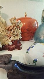 soapstone carvings, Chinese Coral ground lidded Melon Jar ( early Republic 20th Century)