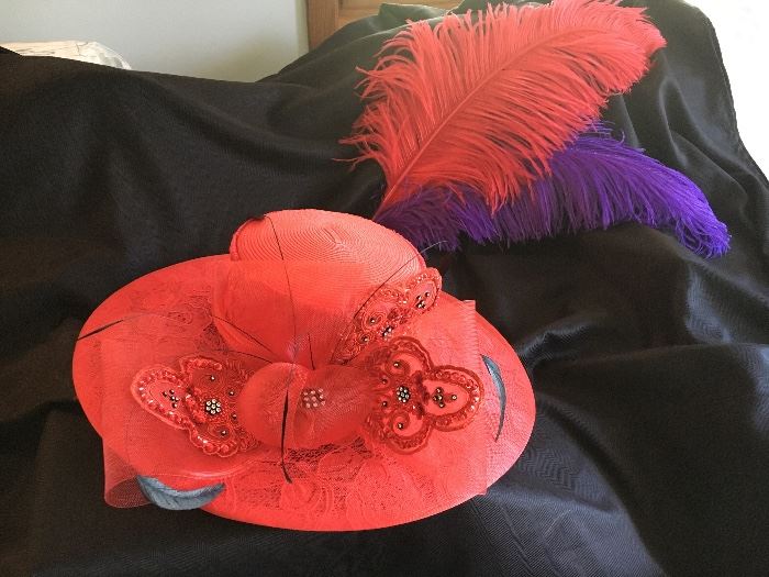 Red Hat and plumes