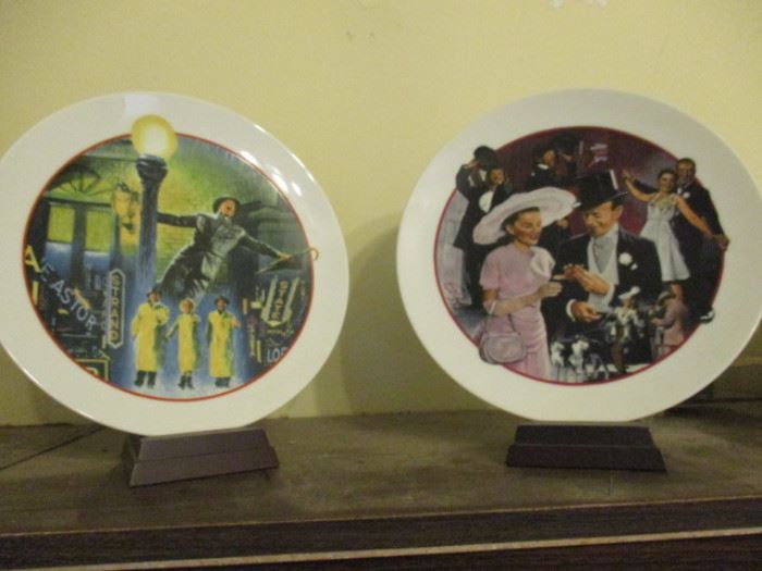 Singing musical collector plates