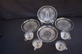 Clear Depression Glass "Tiara" Luncheon Set:8-piece clear sandwich "Tiara" depression glass luncheon set by Indiana Glass Co. 9" / also nice for tea, dessert, snack.  No chips, slight manufacturing flaw on the rim of one of the plate; otherwise in excellent condition. 1920-30's.