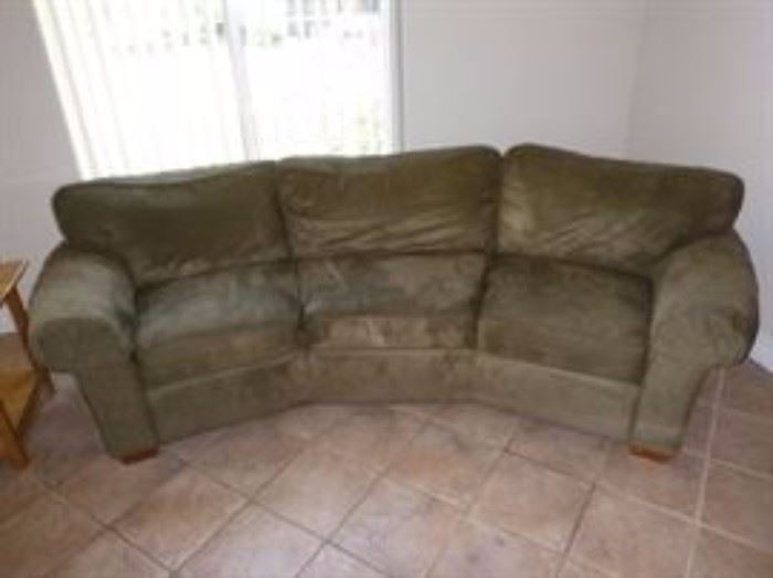 FlexSteel sofa. Top Notch Quality.