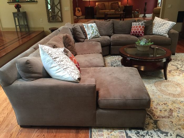 Crate & Barrel 4 Pc. Taupe Sectional Sofa (125’’ x 153’’)