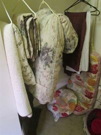 Bedding, Quilts and Comforter Sets.