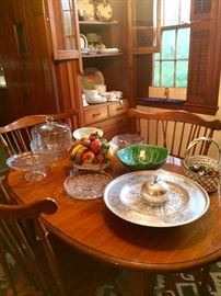 Such a handsome vintage maple table with a leaf and four lovely high back Windsor chairs.