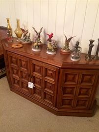 Vintage Drexel Long Console Cabinet in Excellent Condition