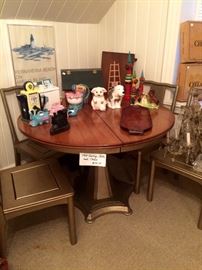 Amazing mid-century "Oriental Silver" dining table with leaf and four chairs
