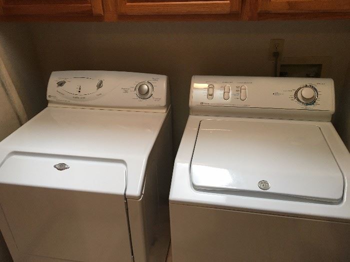 Maytag Washer/Dryer combination.  