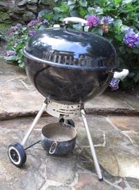 charcoal grill Weber