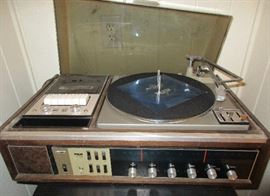 vintage turntable RCA solid state 
