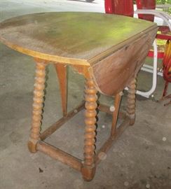drop leaf  table