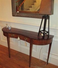 foyer serpentine front table and mission style lamp