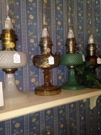 Large collection of Nu-Type Aladdin lamps