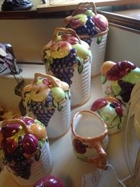 Fruit canister set