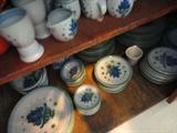 more Hadley loads of pieces, you could really have a set to entertain, I will have pieces priced individually