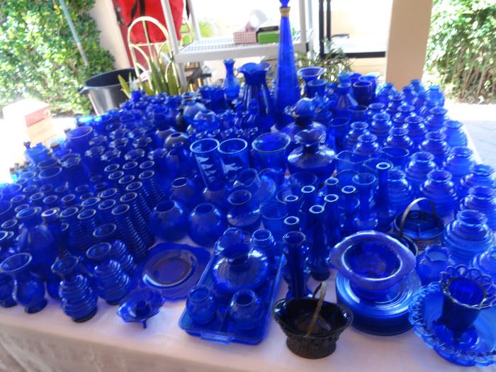 HUGE BLUE GLASS COLLECTION !