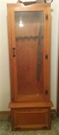 Gun cabinet